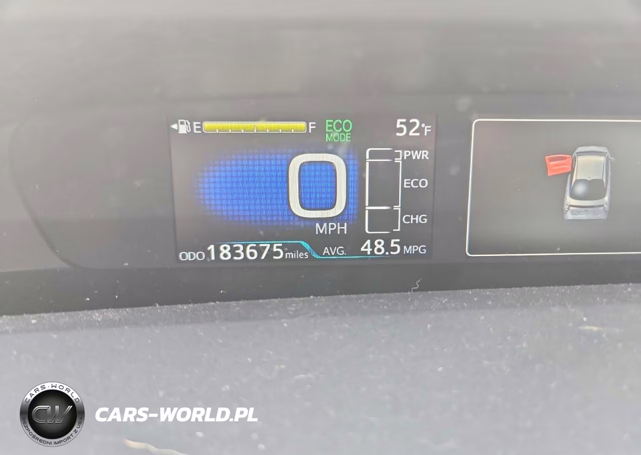 2016 Toyota Prius Three VIN:JTDKARFU7G3006696 - 9