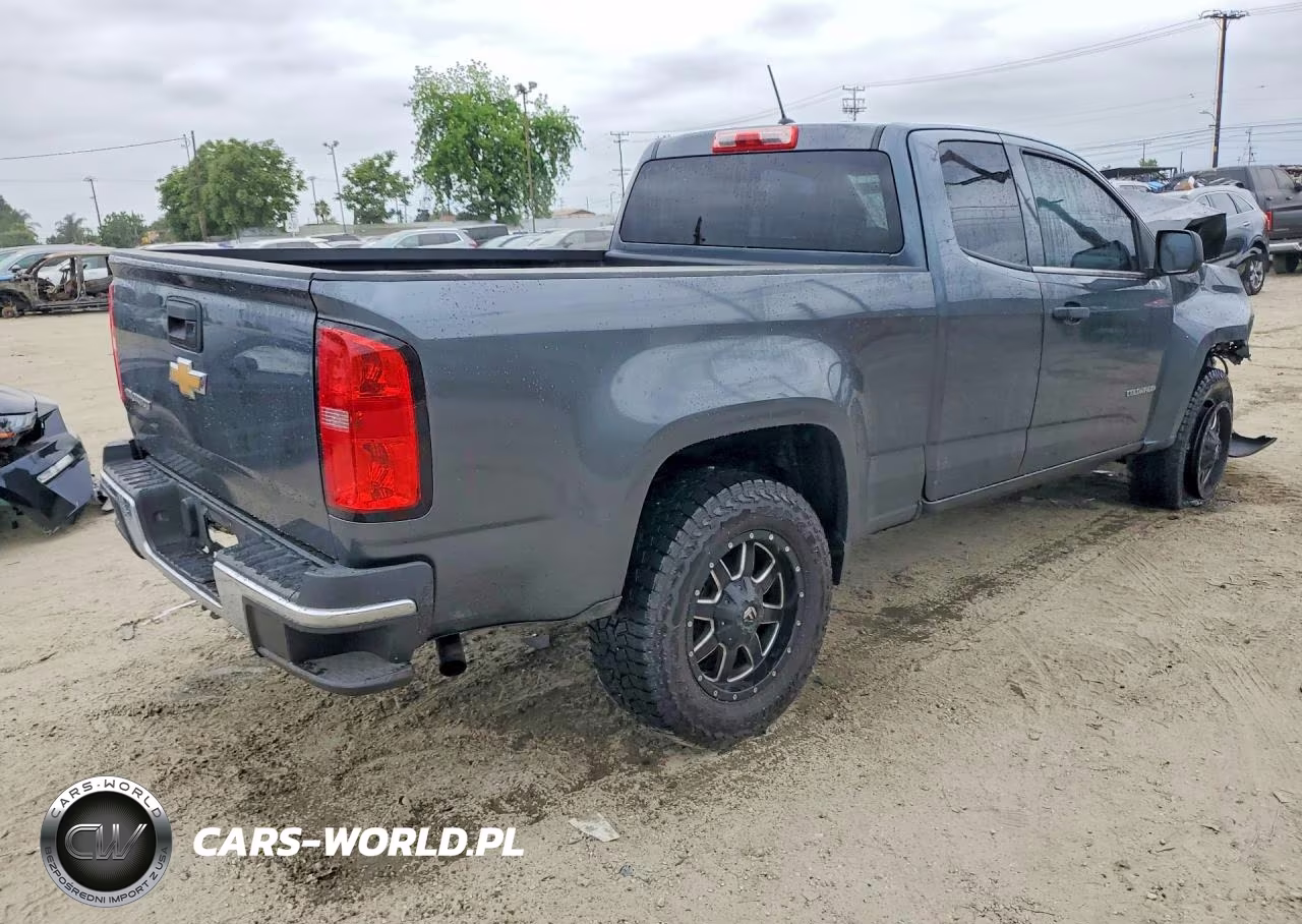 2015 Chevrolet Colorado VIN:1GCHSAEA4F1229529 - 3