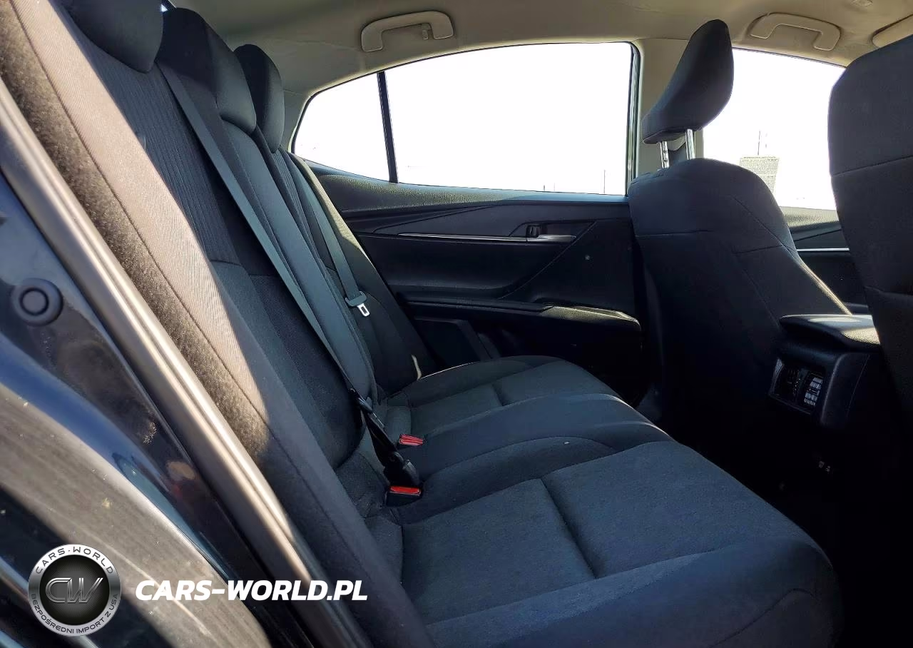2025 Toyota Camry Le VIN:4T1DAACK9SU002841 - 10