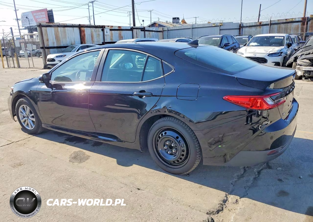 2025 Toyota Camry Le VIN:4T1DAACK9SU002841 - 2