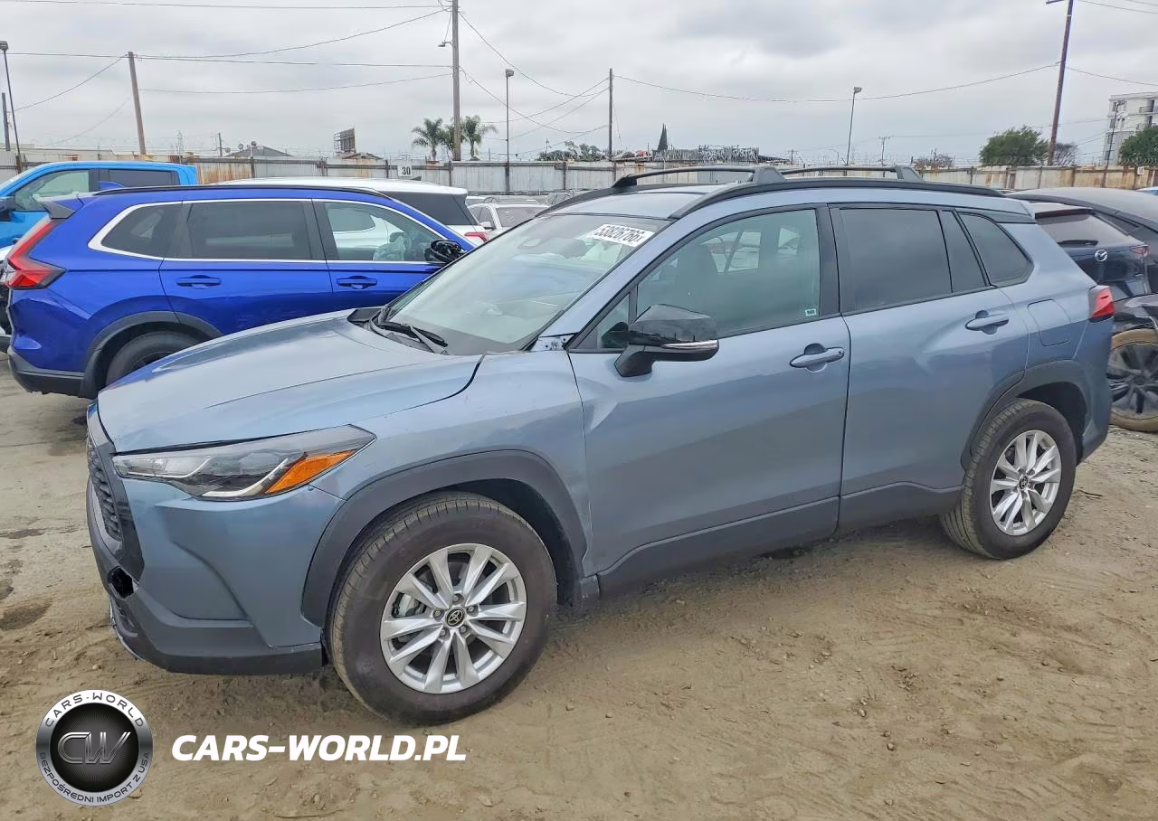 2025 Toyota Corolla Cross Le