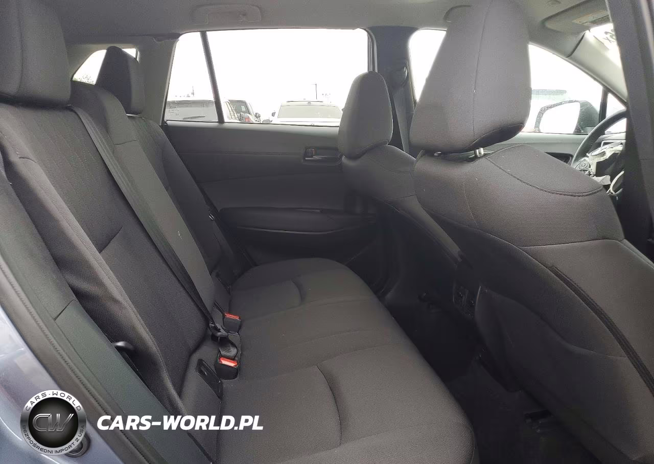 2025 Toyota Corolla Cross Le VIN:7MUCAAAG8SV138225 - 11
