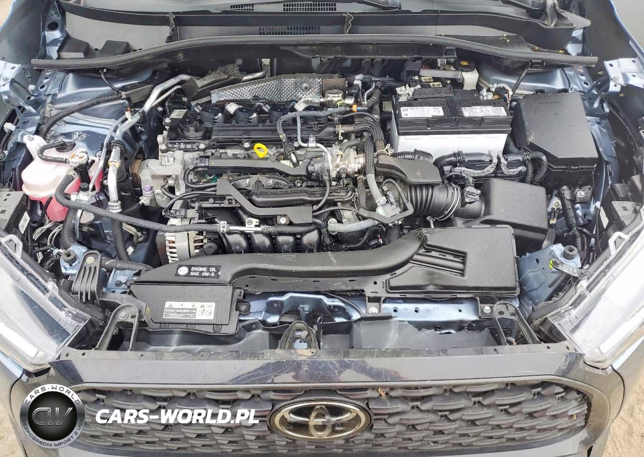 2025 Toyota Corolla Cross Le VIN:7MUCAAAG8SV138225 - 12