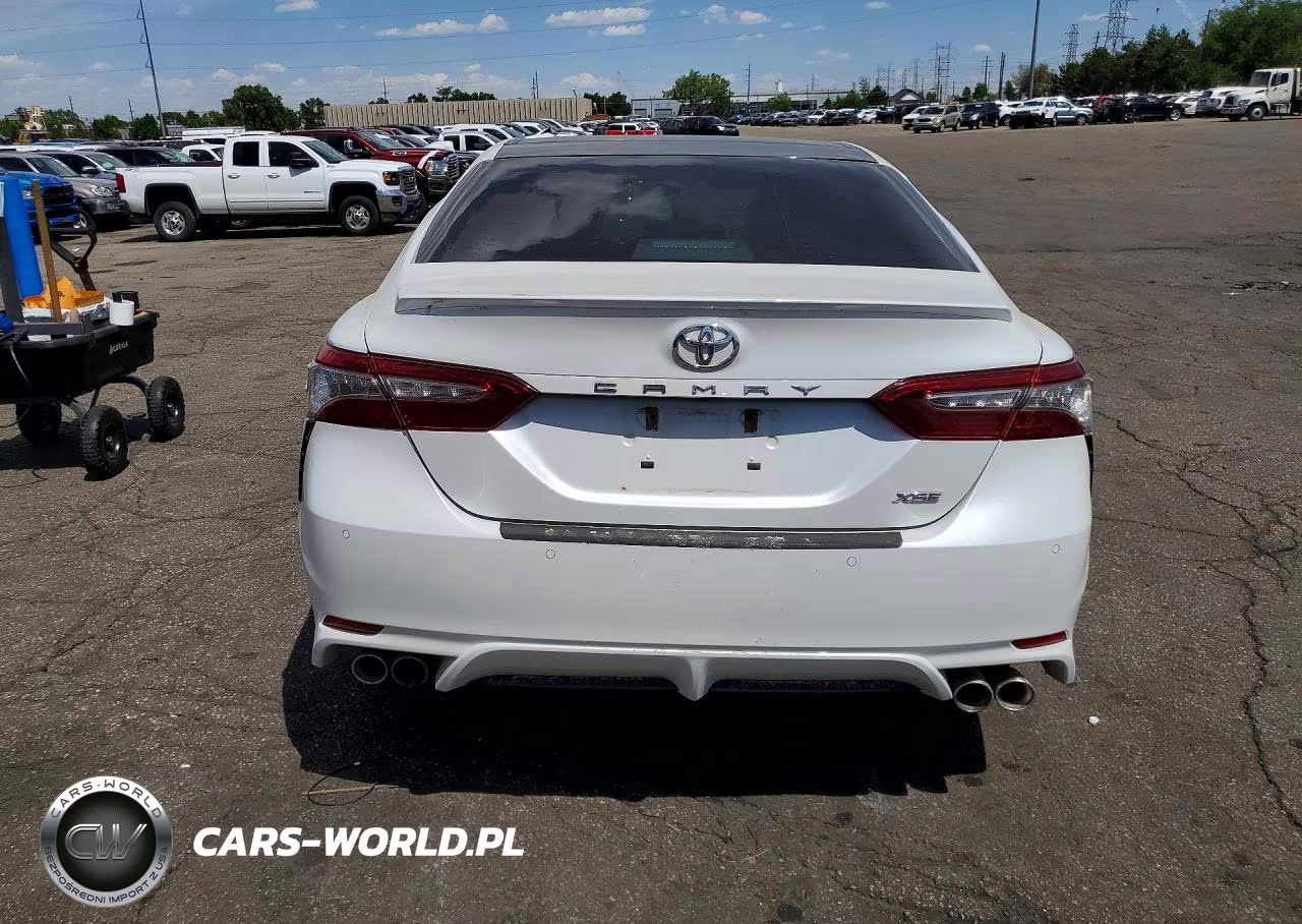 2018 Toyota Camry Xse VIN:4T1B61HK5JU664495 - 6