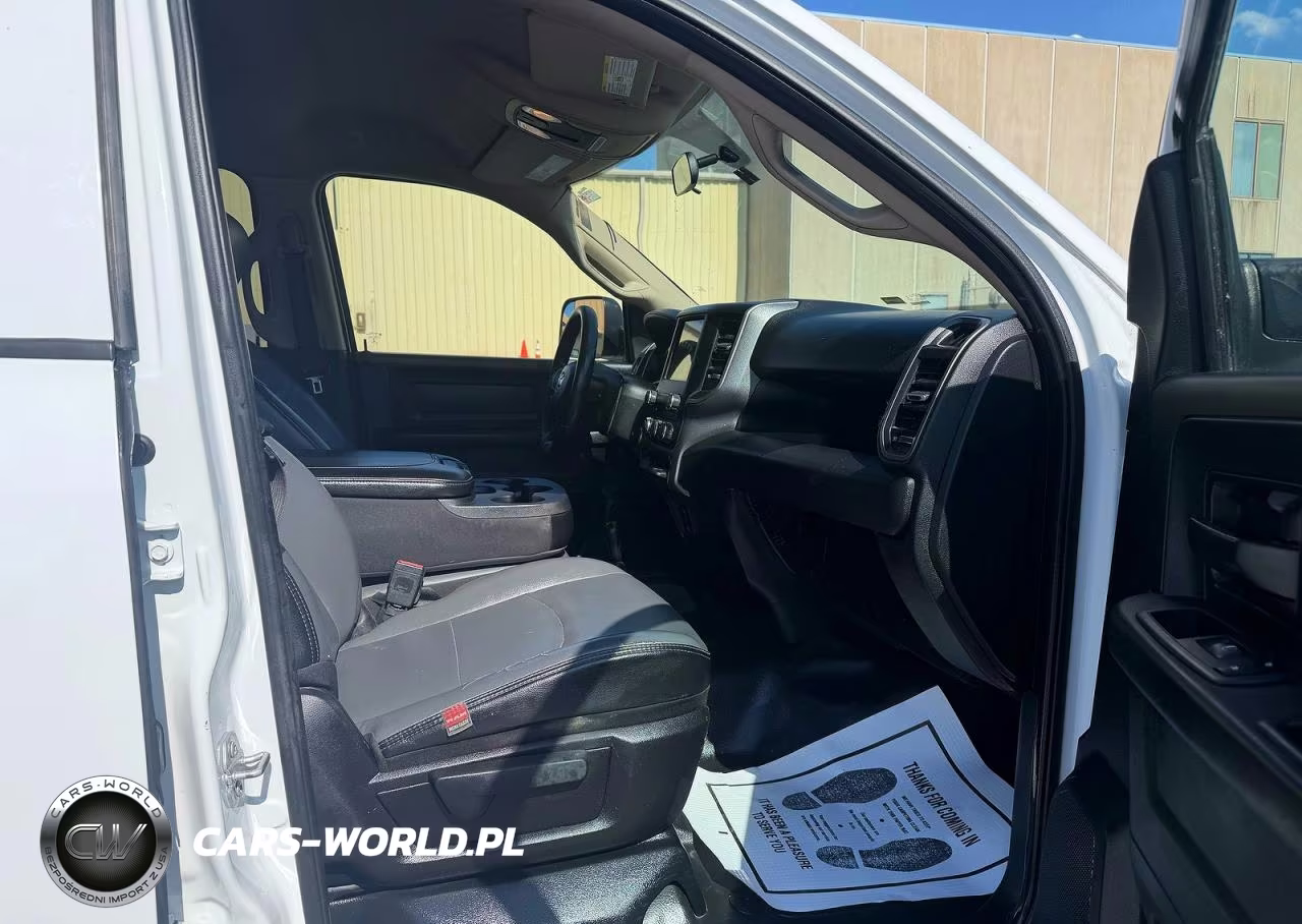 2020 Ram 2500 Tradesman VIN:3C6UR5HJ4LG189079 - 5