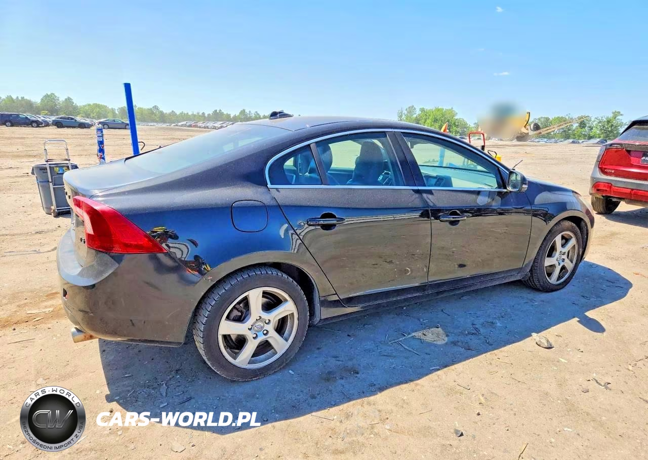 2013 Volvo S60 T5 VIN:YV1612FS9D2186749 - 3