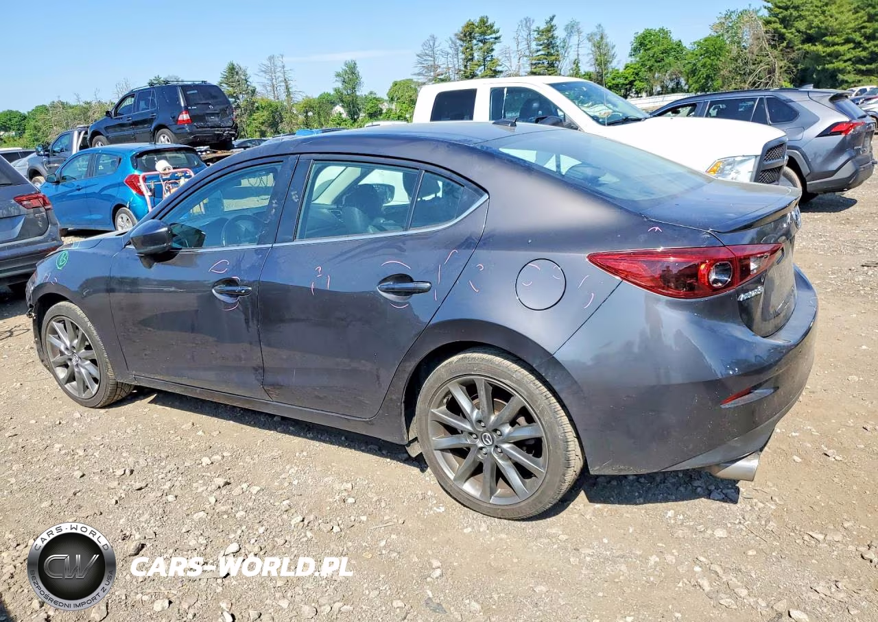 2018 Mazda 3 Grand Touring VIN:3MZBN1W30JM164247 - 2