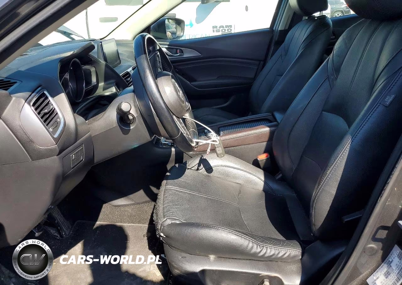 2018 Mazda 3 Grand Touring VIN:3MZBN1W30JM164247 - 7