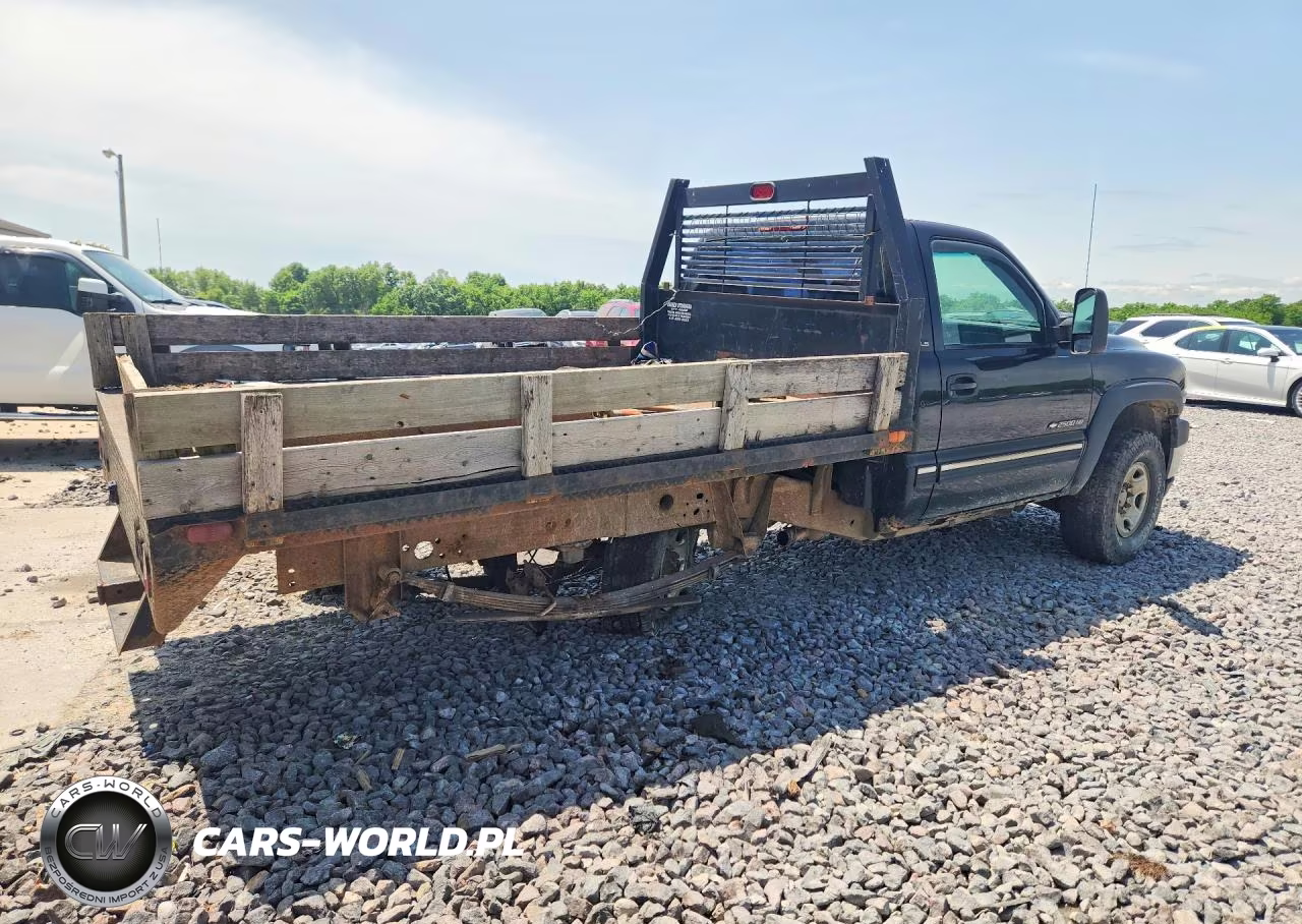 2001 Chevrolet Silverado K2500 Heavy Duty VIN:1GCHK24U71E132795 - 3