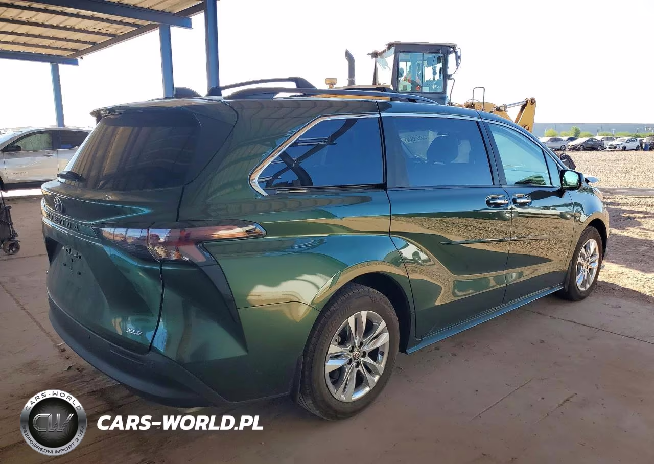 2025 Toyota Sienna Xle 7-Passenger VIN:5TDJRKEC5SS258393 - 3
