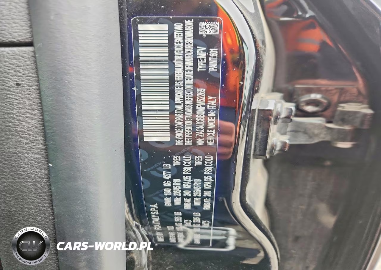 2021 Jeep Renegade Latitude VIN:ZACNJCBB0MPM52269 - 13