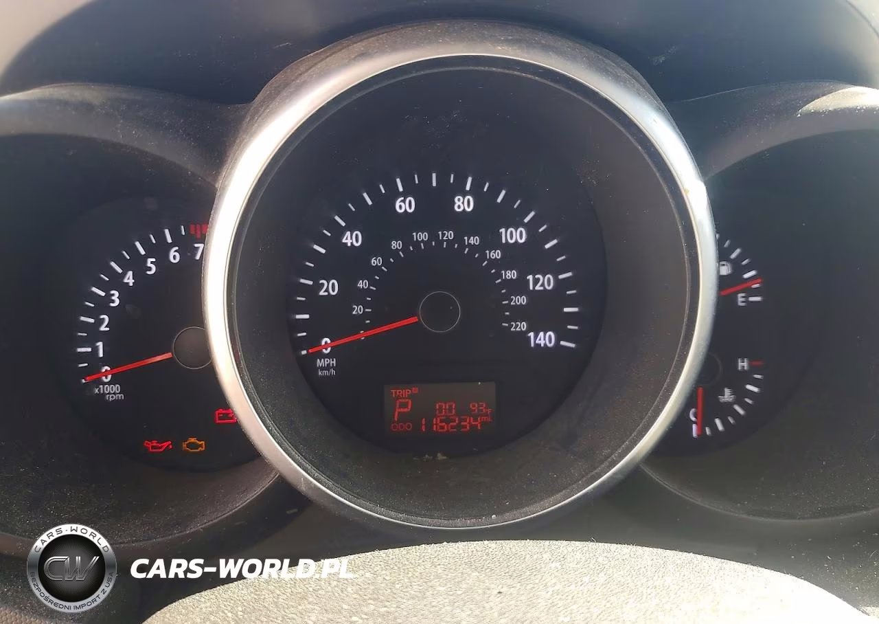 2013 Kia Soul + VIN:KNDJT2A62D7487757 - 9