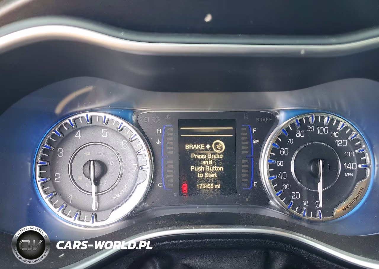 2015 Chrysler 200 Limited VIN:1C3CCCAB0FN672050 - 9