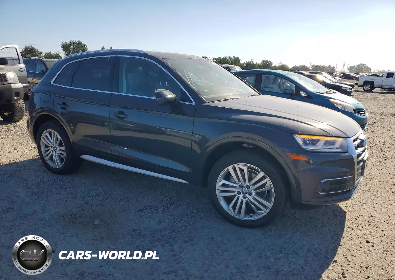 2018 Audi Q5 VIN:WA1CNAFY8J2070802 - 4