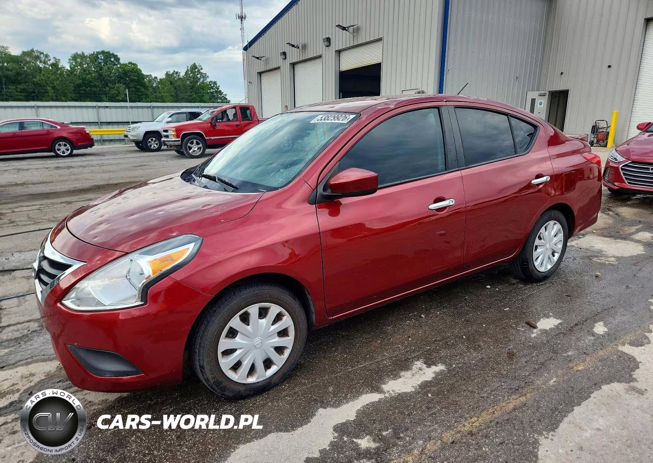 2019 Nissan Versa Sv