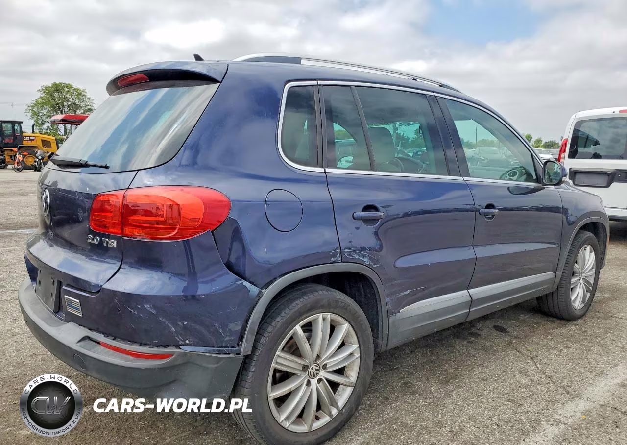 2013 Volkswagen Tiguan S VIN:WVGAV7AX7DW526263 - 3