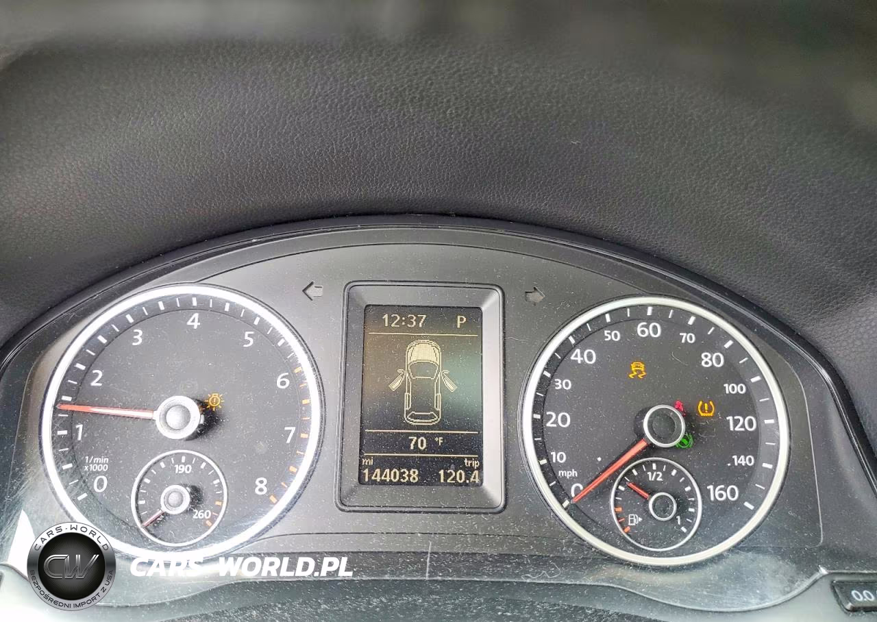 2013 Volkswagen Tiguan S VIN:WVGAV7AX7DW526263 - 9