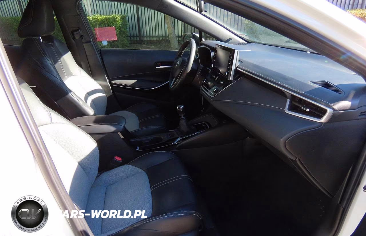 2021 Toyota Corolla Xse VIN:JTNA4MBE3M3129813 - 5