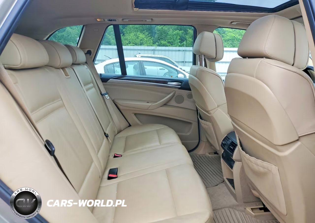 2012 BMW X5 xDrive35I VIN:5UXZV4C52CL745518 - 11