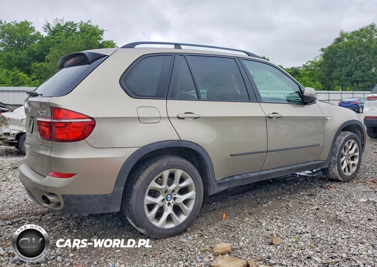 2012 BMW X5 xDrive35I VIN:5UXZV4C52CL745518 - 3