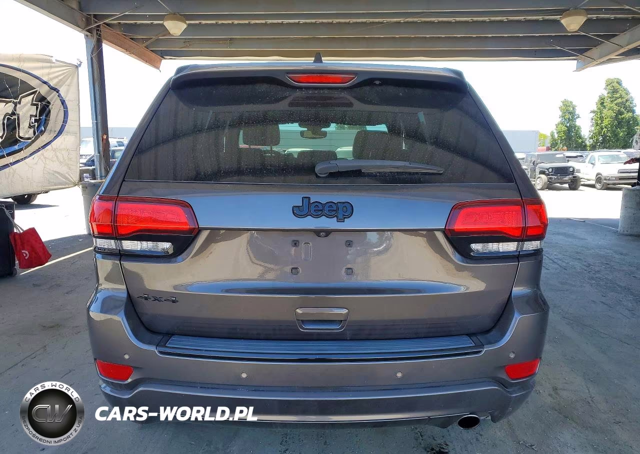 2018 Jeep Grand Cherokee Laredo VIN:1C4RJFAGXJC296843 - 6