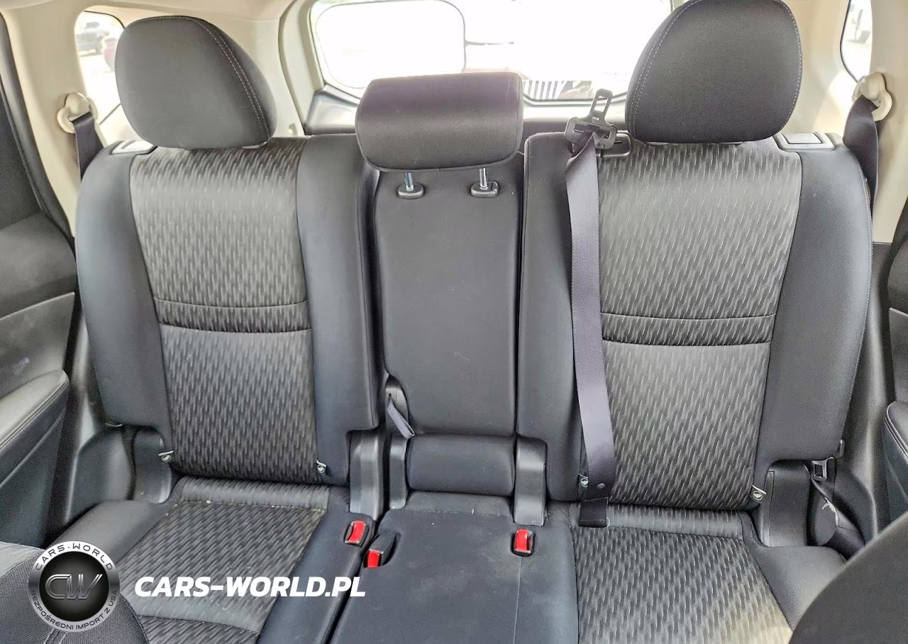 2017 Nissan Rogue S VIN:JN8AT2MT4HW401513 - 10
