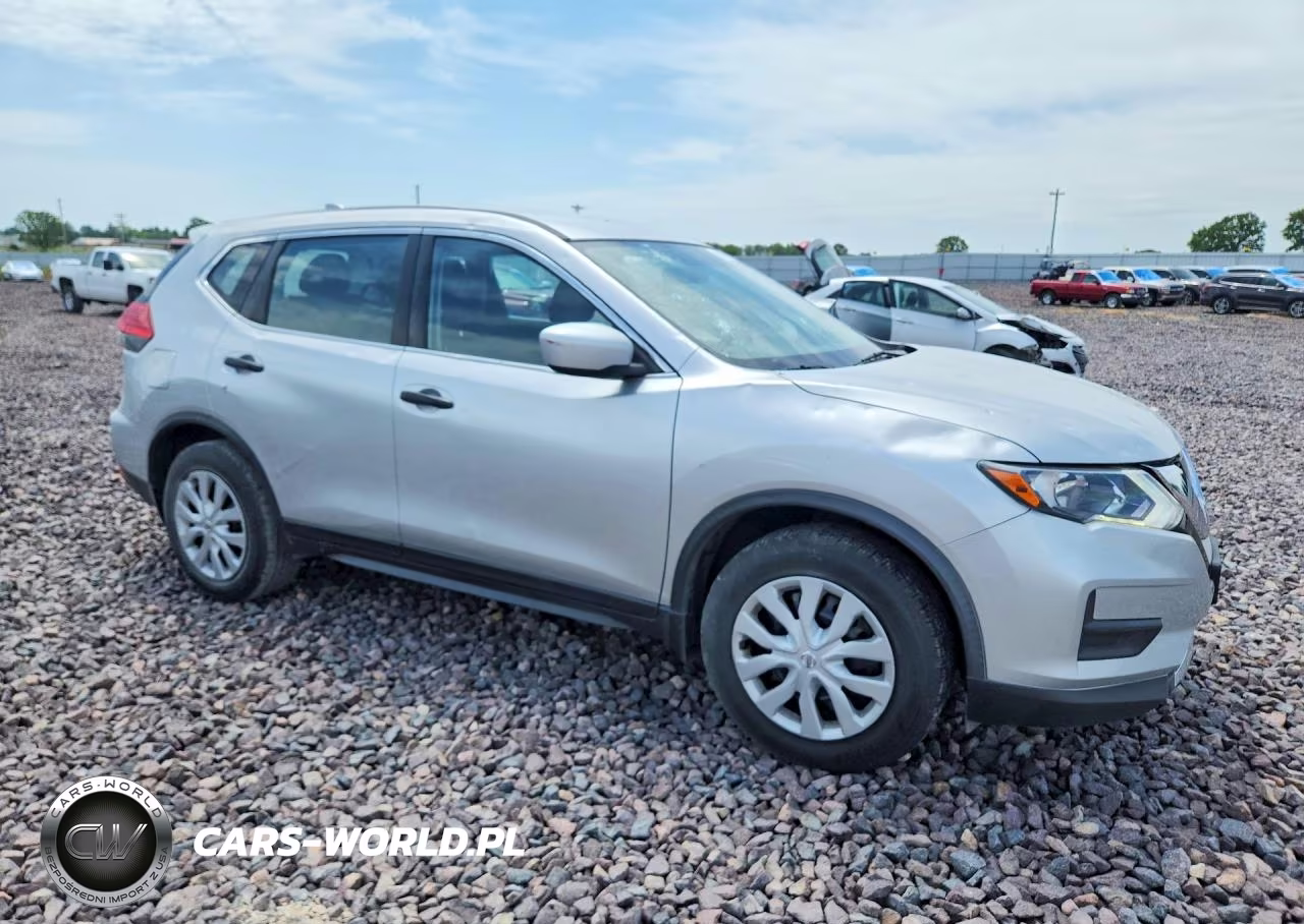 2017 Nissan Rogue S VIN:JN8AT2MT4HW401513 - 4