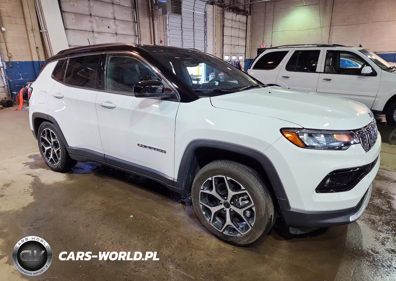 2025 Jeep Compass Limited VIN:3C4NJDCN8ST621333 - 4