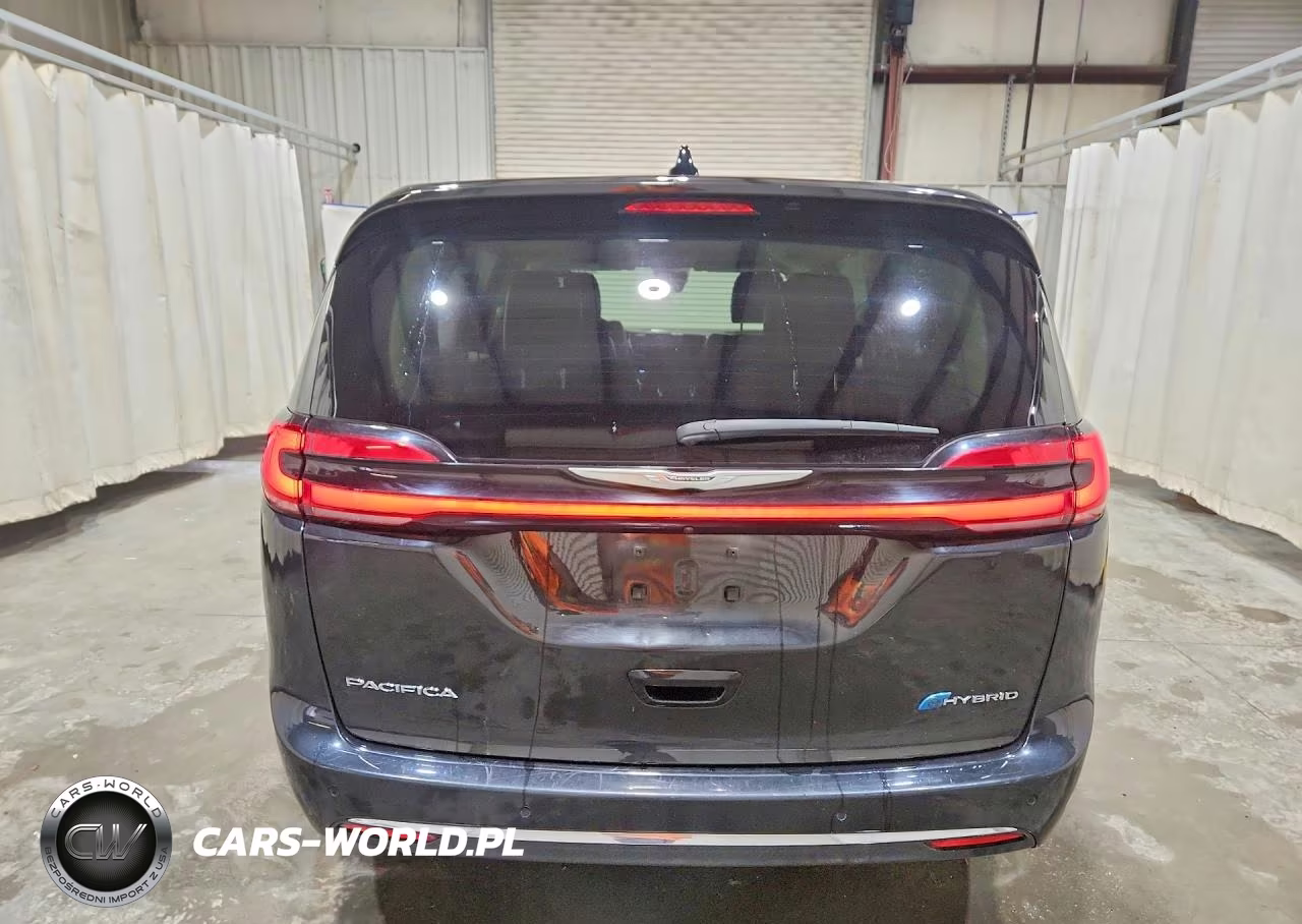 2023 Chrysler Pacifica Hybrid Touring L VIN:2C4RC1L73PR632312 - 6