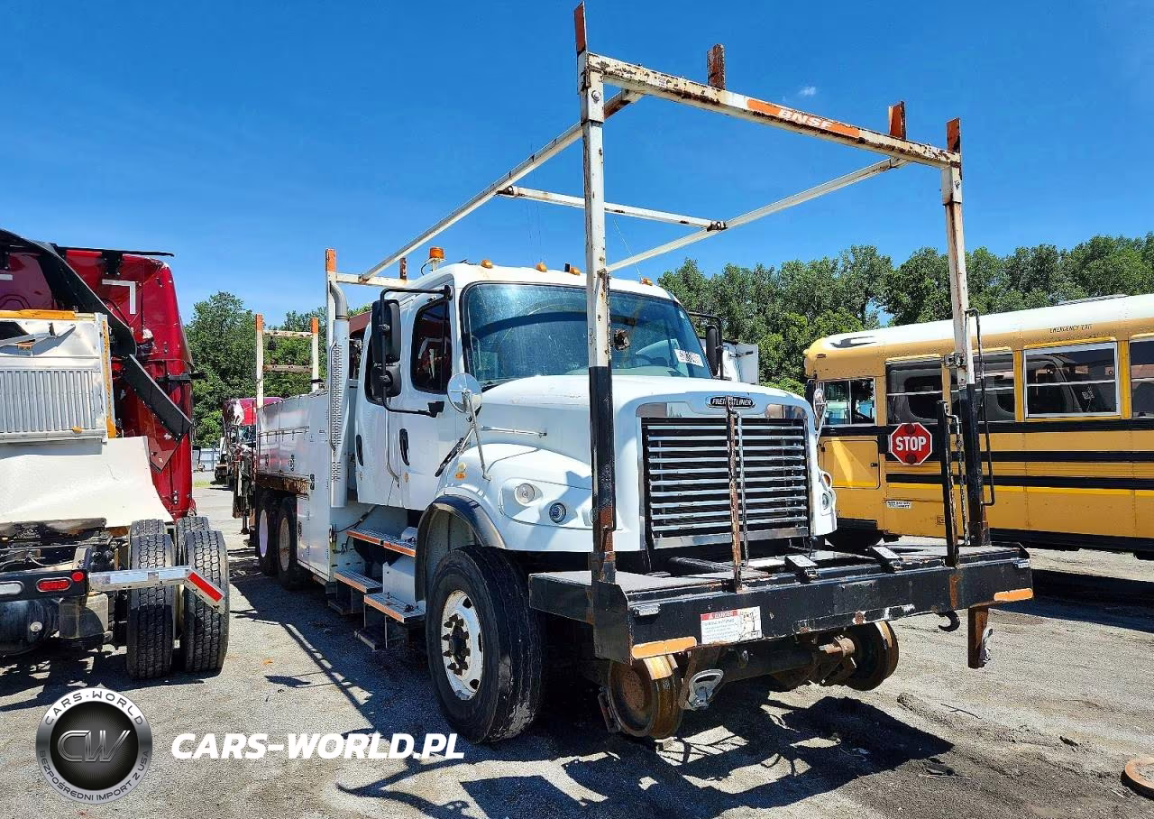 2013 Freightliner M2 106 Heavy Duty