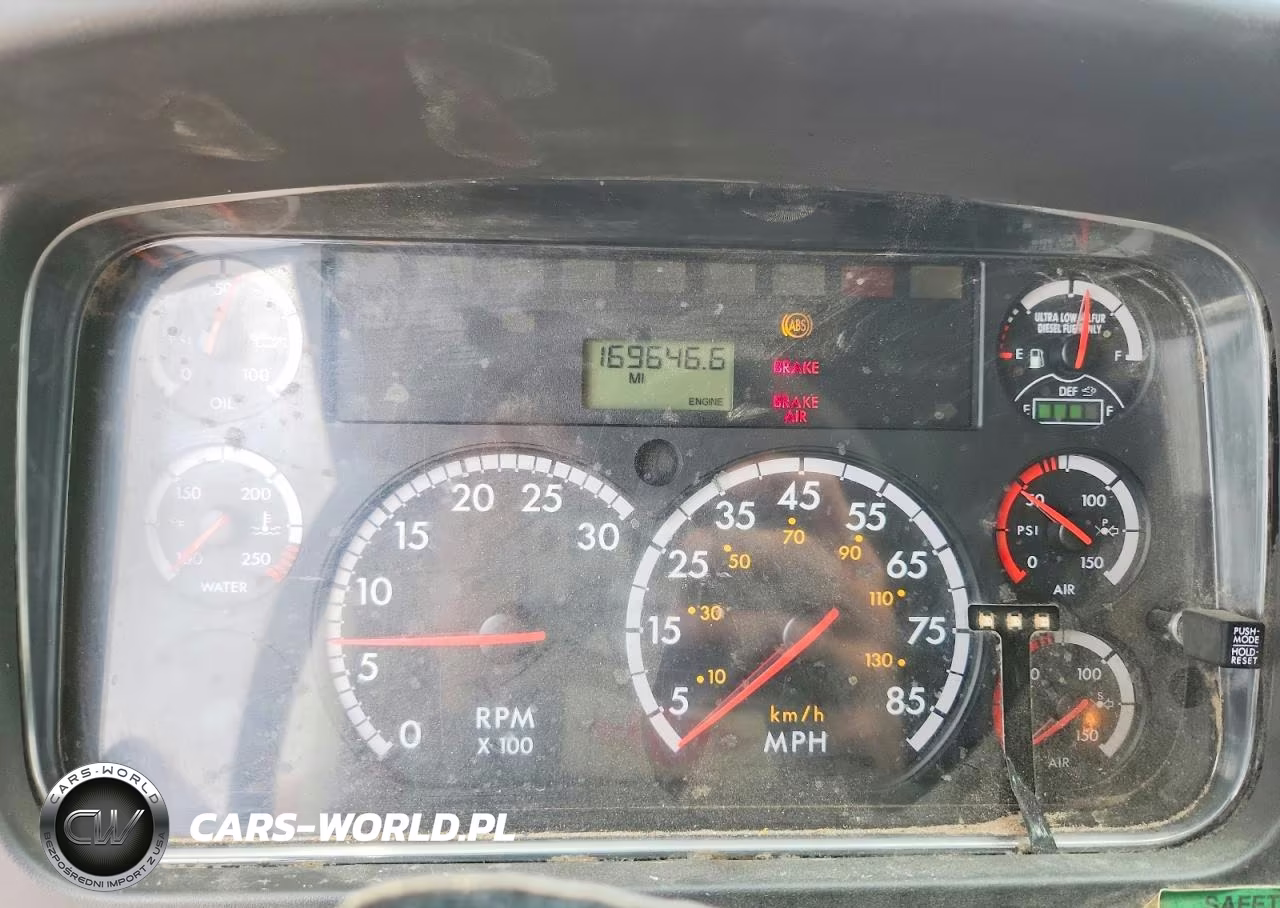 2013 Freightliner M2 106 Heavy Duty VIN:1FVHC3BS2DHFA4747 - 8
