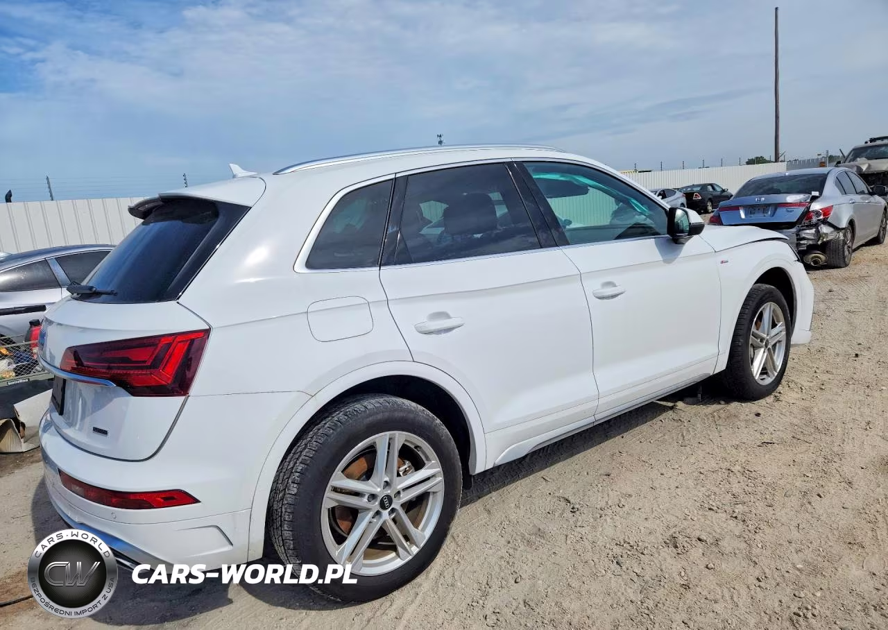 2025 Audi Q5 E Premium 55 VIN:WA1G2BFY5S2060004 - 3