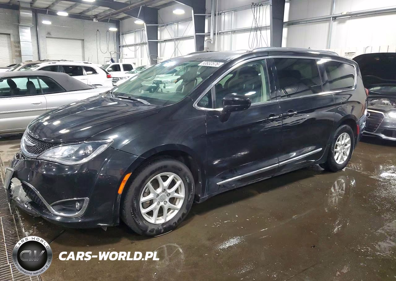 2020 Chrysler Pacifica Touring L – zdjęcie 1 z 13