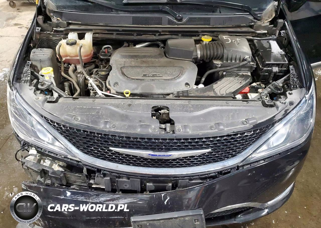 2020 Chrysler Pacifica Touring L VIN:2C4RC1BG7LR140233 - 12