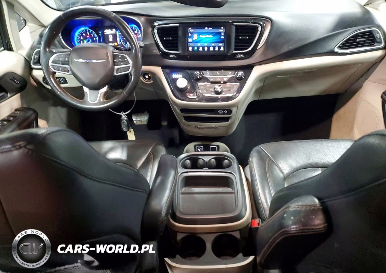 2020 Chrysler Pacifica Touring L VIN:2C4RC1BG7LR140233 - 8
