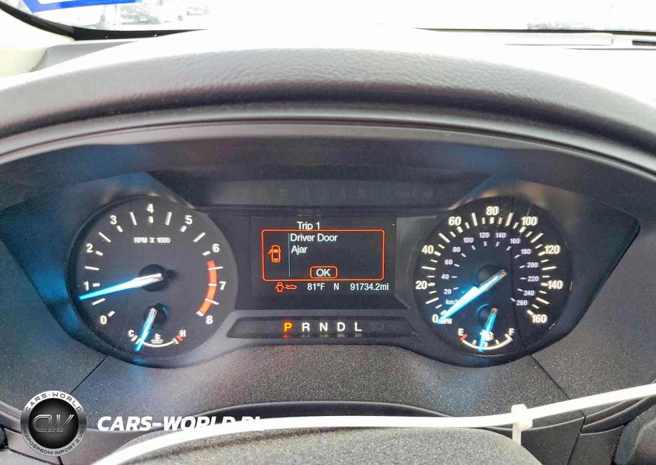 2019 Ford Fusion S VIN:3FA6P0G70KR283212 - 9