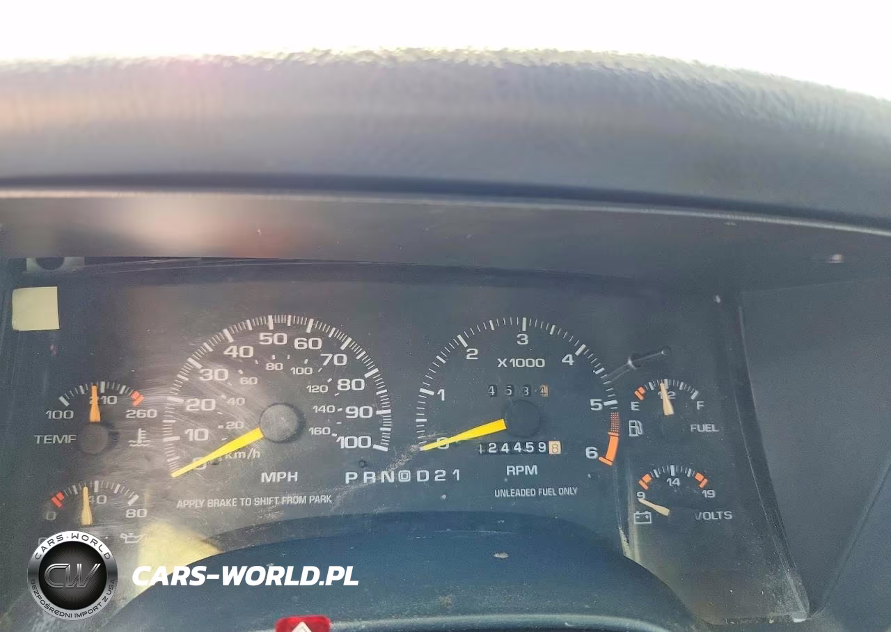 1996 Chevrolet Blazer VIN:1GNDT13W6T2220256 - 9