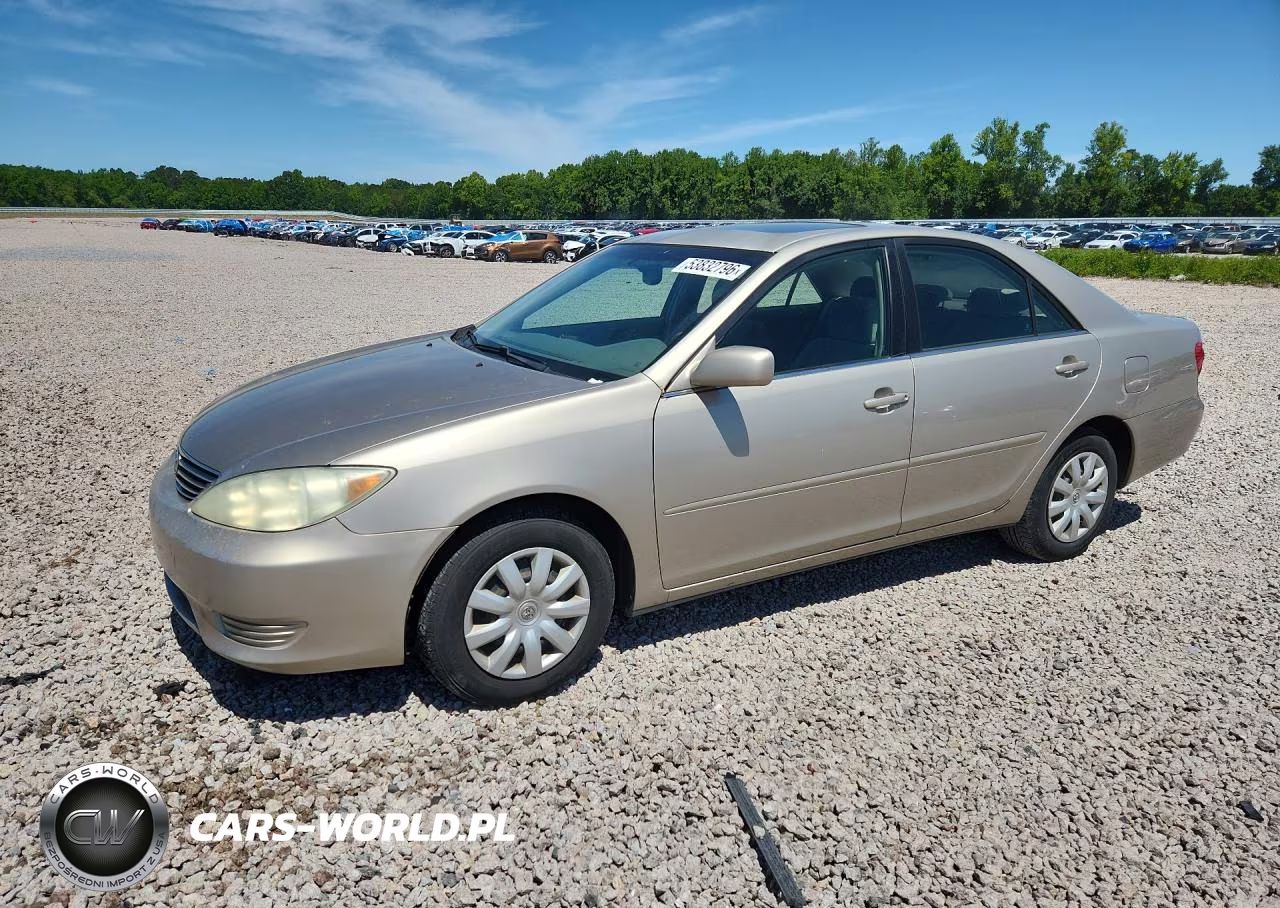 2005 Toyota Camry Le