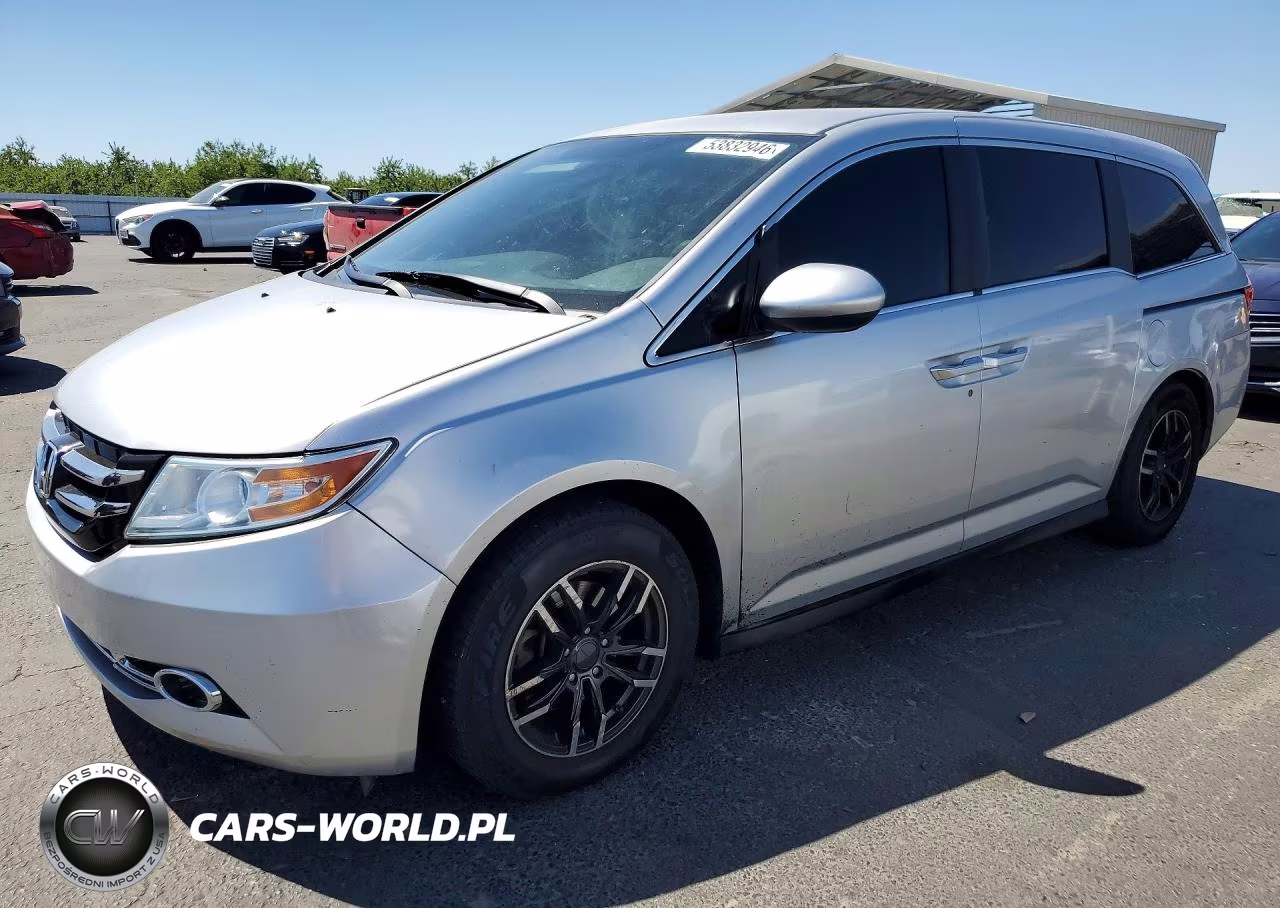 2015 Honda Odyssey Lx – zdjęcie 1 z 13