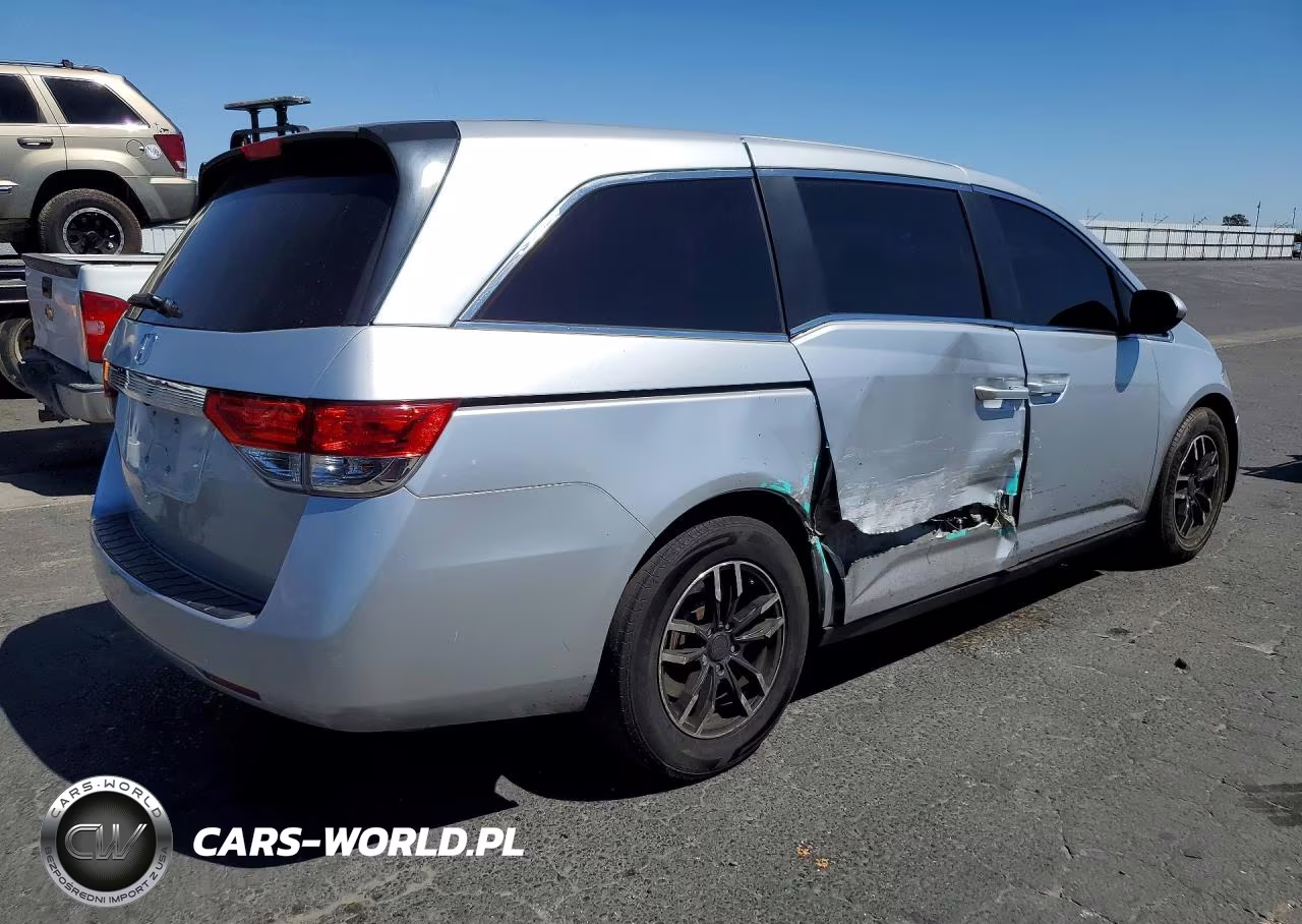 2015 Honda Odyssey Lx VIN:5FNRL5H25FB002662 - 3