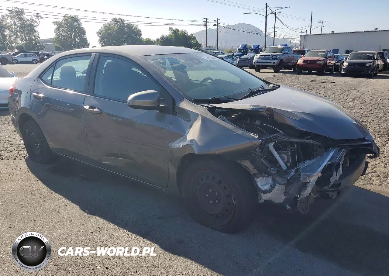 2017 Toyota Corolla Le VIN:2T1BURHE6HC889695 - 4