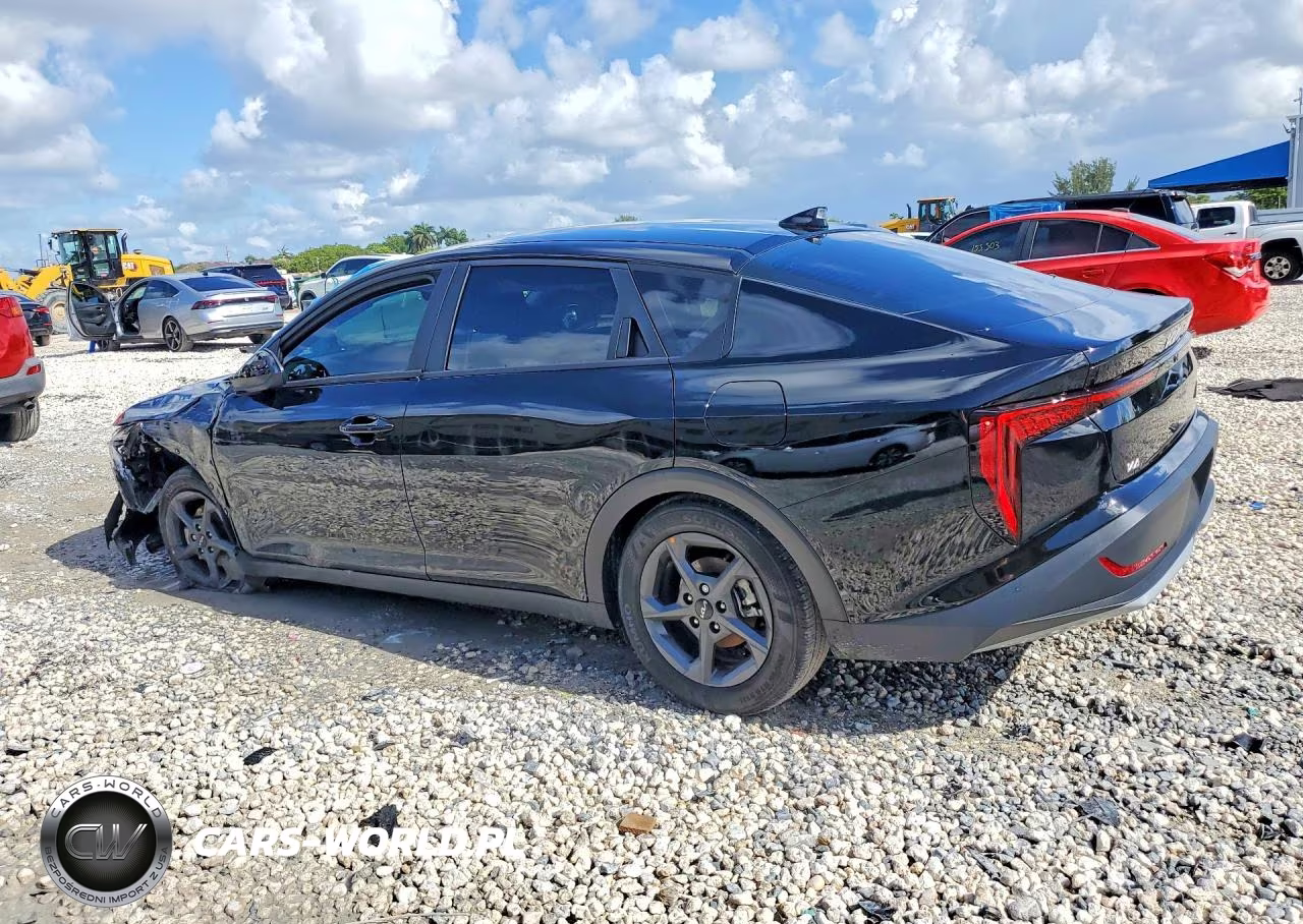 2026 Kia K4 Lxs VIN:3KPFT4DE2TE291529 - 2
