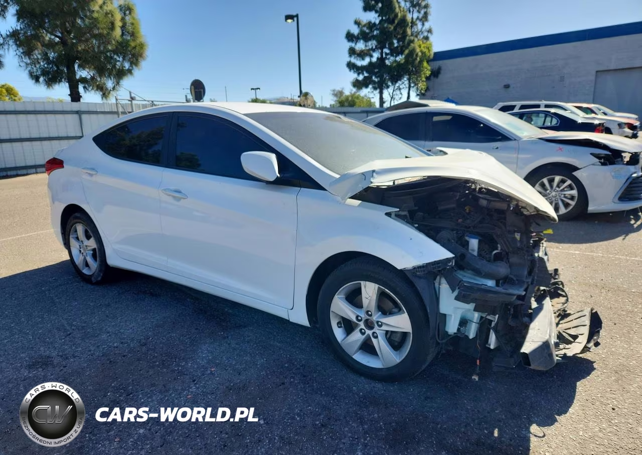 2013 Hyundai Elantra Gls VIN:5NPDH4AE6DH290426 - 4