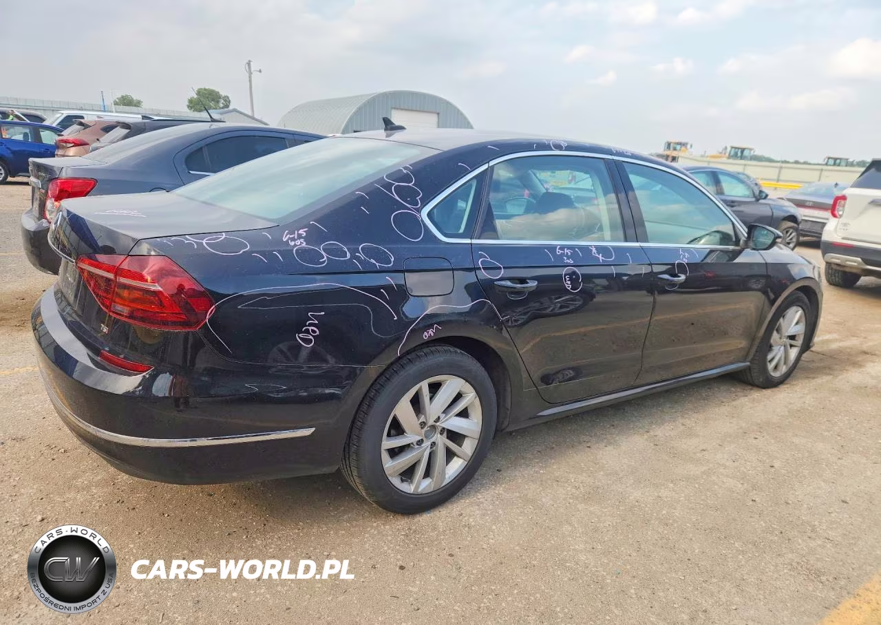 2018 Volkswagen Passat Se VIN:1VWBA7A34JC017405 - 3