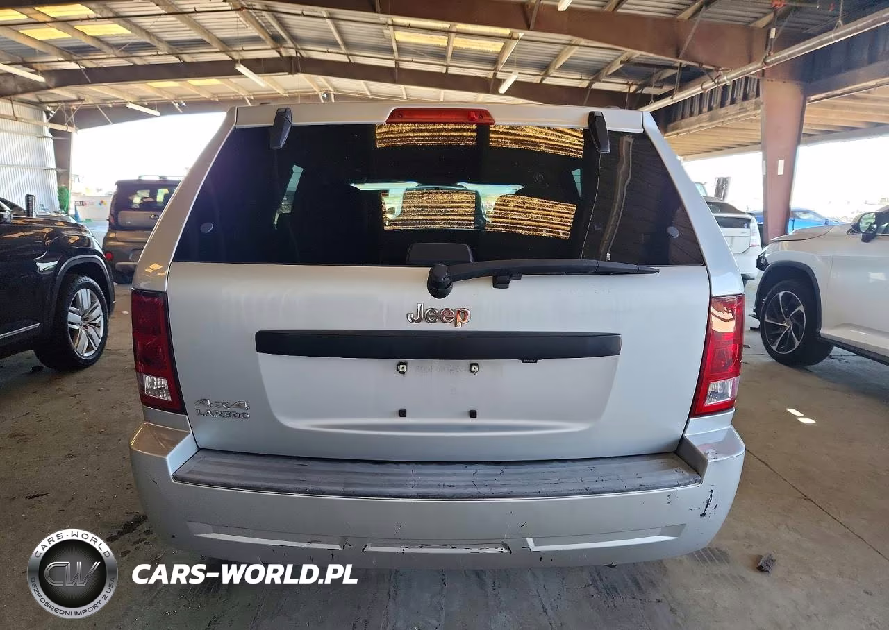 2007 Jeep Grand Cherokee Laredo VIN:1J8GR48KX7C602312 - 6