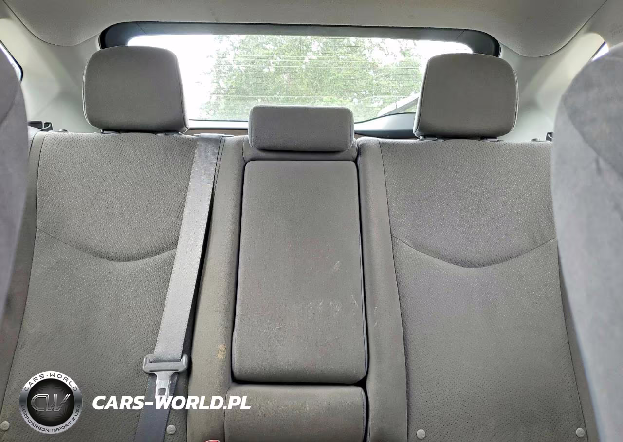2015 Toyota Prius Two VIN:JTDKN3DU0F0483927 - 10