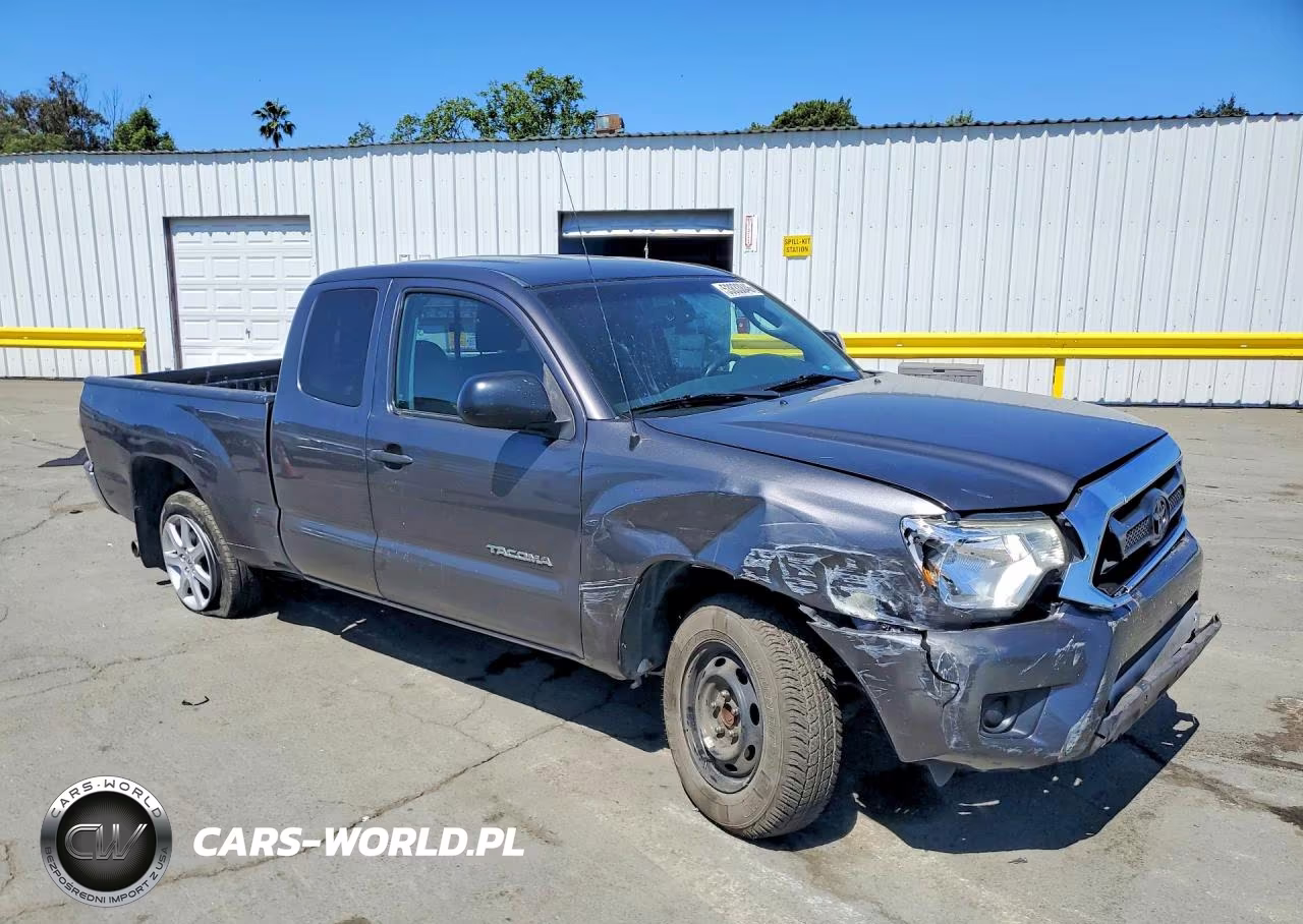 2013 Toyota Tacoma Access Cab VIN:5TFTX4CN8DX030898 - 4