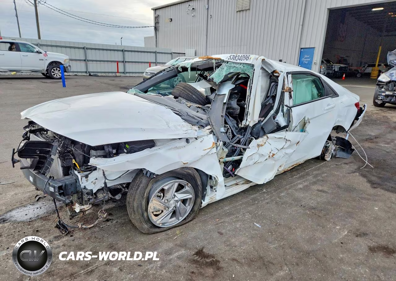 2026 Hyundai Elantra Se – zdjęcie 1 z 13