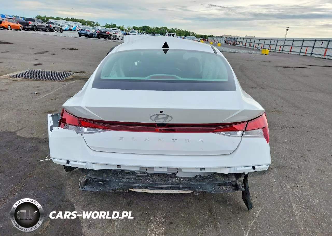 2026 Hyundai Elantra Se VIN:KMHLL4DGXTU144568 - 6