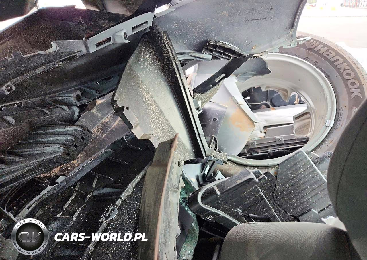 2026 Hyundai Elantra Se VIN:KMHLL4DGXTU144568 - 8